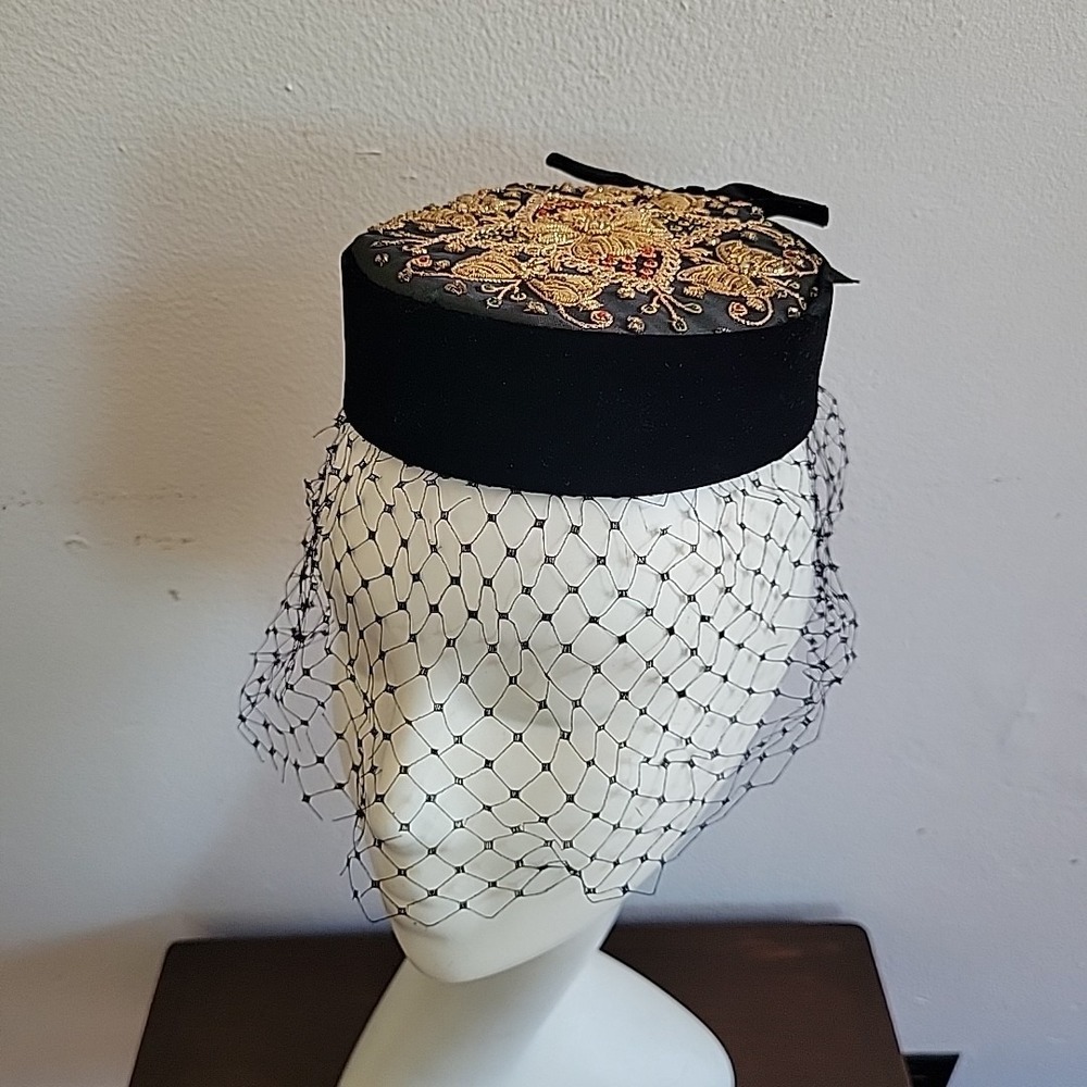 Vintage Beaded Butterflies Velvet Netted Pillbox Hat Black Elegant Glam MCM